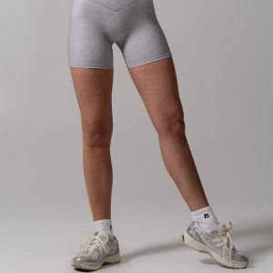 Heliovara Scrunch Short 5" - Platinum